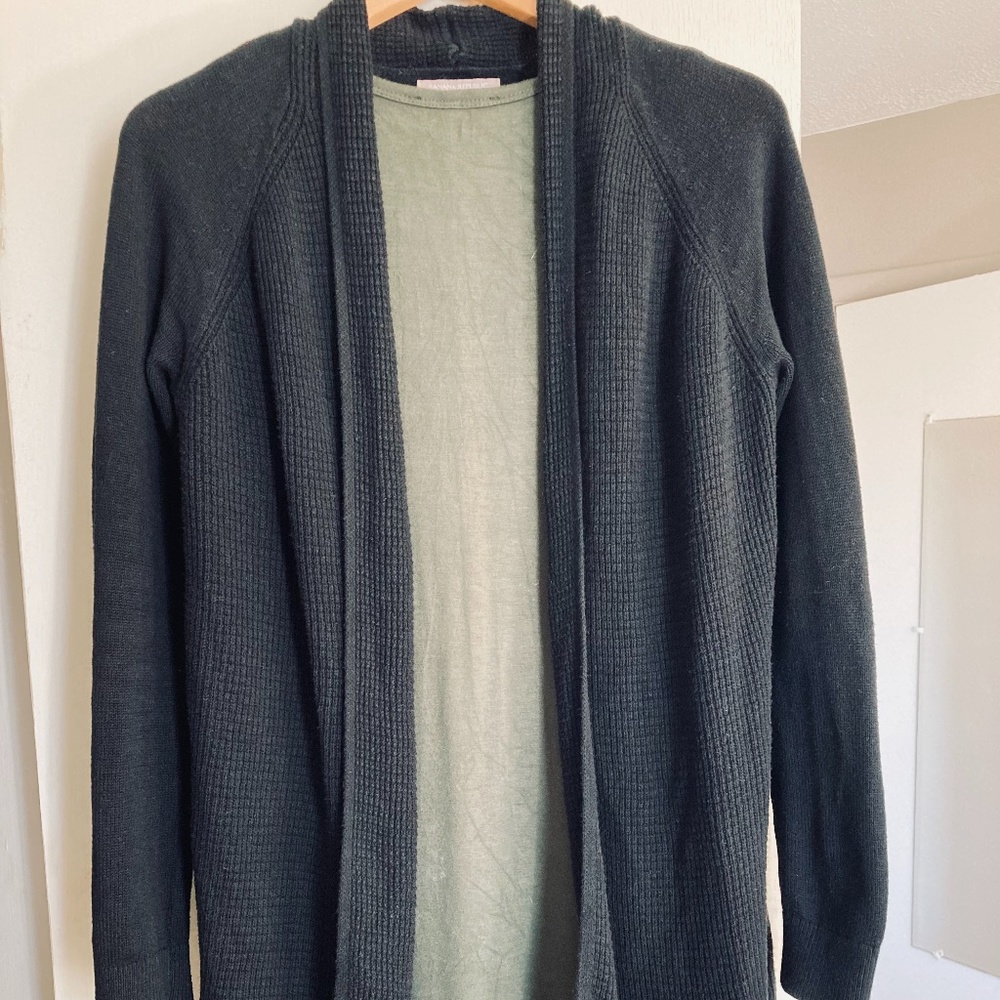 Banana Republic black knit cardigan